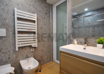 Bagno - Appartamento via Brambilla
 
37, Como - foto 27