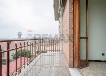 Balcone - Trilocale GALLERIA GONZAGA
 
4, Guastalla - foto 36