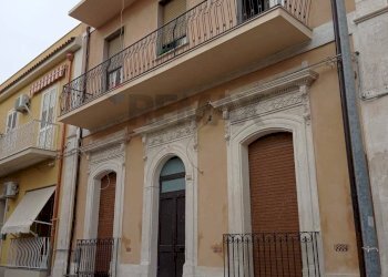 Edificio all\'aperto - Casa indipendente Via Canova
 
4, Rosolini - foto 2