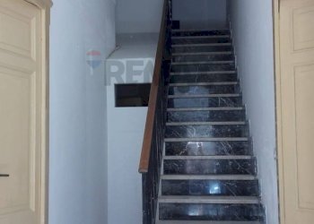 Scale - Casa indipendente Via Canova
 
4, Rosolini - foto 3