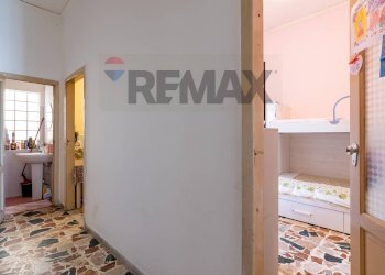 Hall / corridoio - Independent house Via Canova
 
4, Rosolini - photo 25
