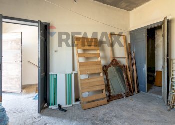 Scale - Independent house Via Canova
 
4, Rosolini - photo 32