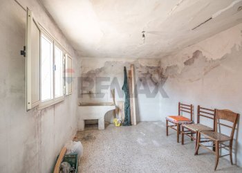 Stanza vuota - Casa indipendente Via La Marmora
 
121, Pachino - foto 20
