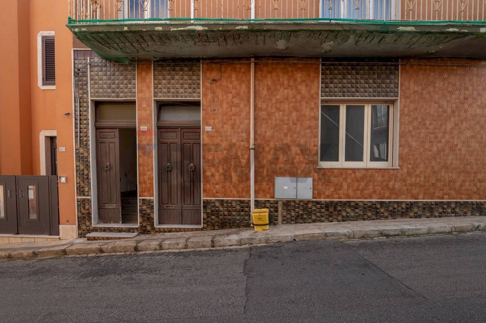 Edificio all\'aperto - Appartamento Via Roma
 
261, Pachino - foto 1