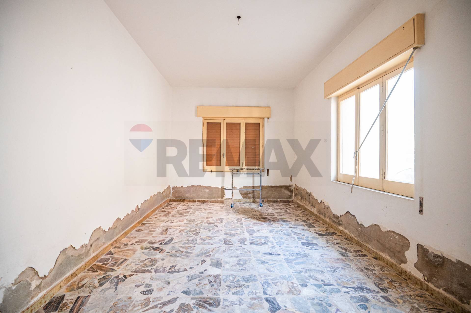 Stanza vuota - Casa indipendente Via Roma
259-261, Pachino - foto 2