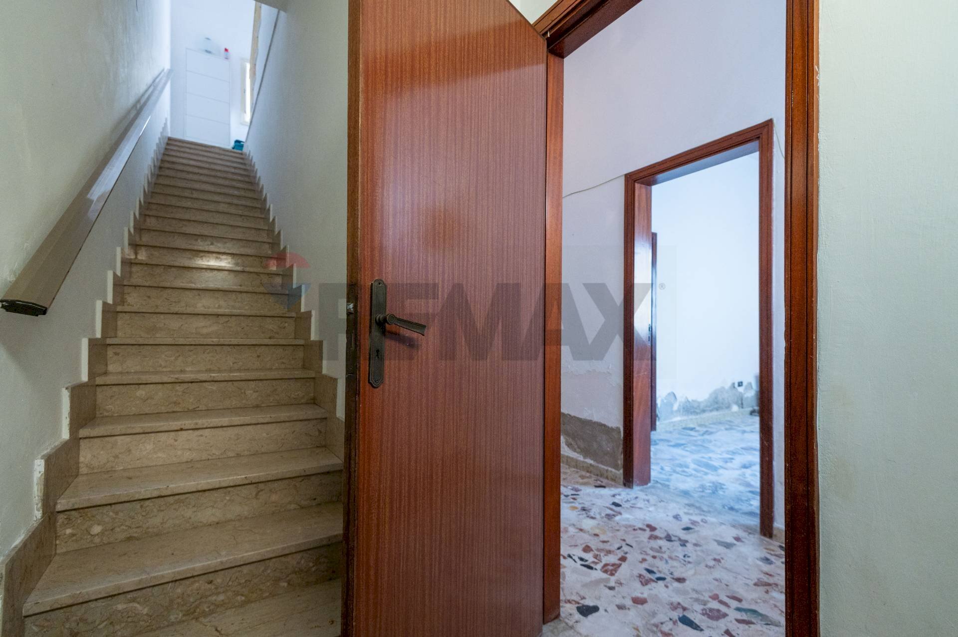 Scale - Casa indipendente Via Roma
259-261, Pachino - foto 3