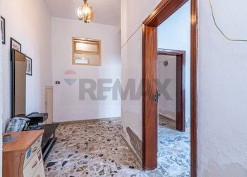 Hall / corridoio - Casa indipendente Via Roma
 
259-261, Pachino - foto 4