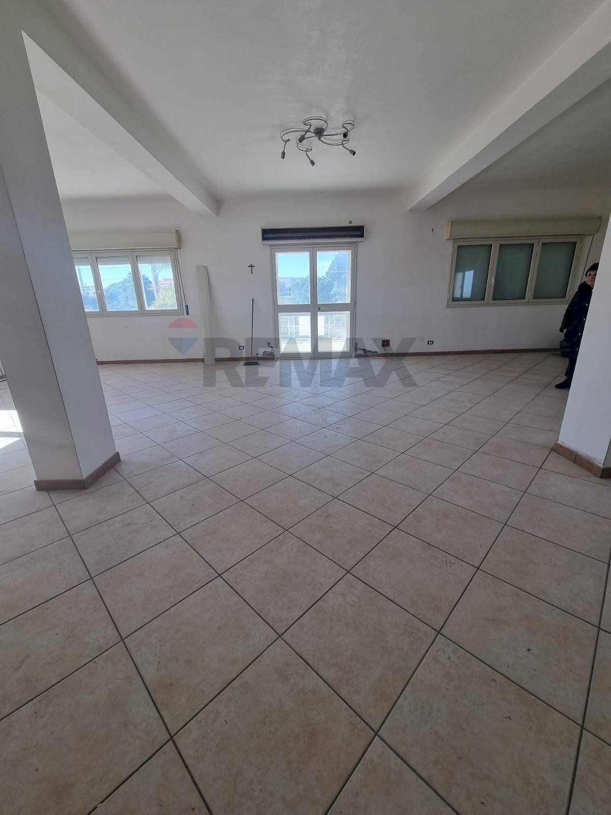 Stanza vuota - Locale Commerciale VIA SAN LUCA
 
1, Augusta - foto 3