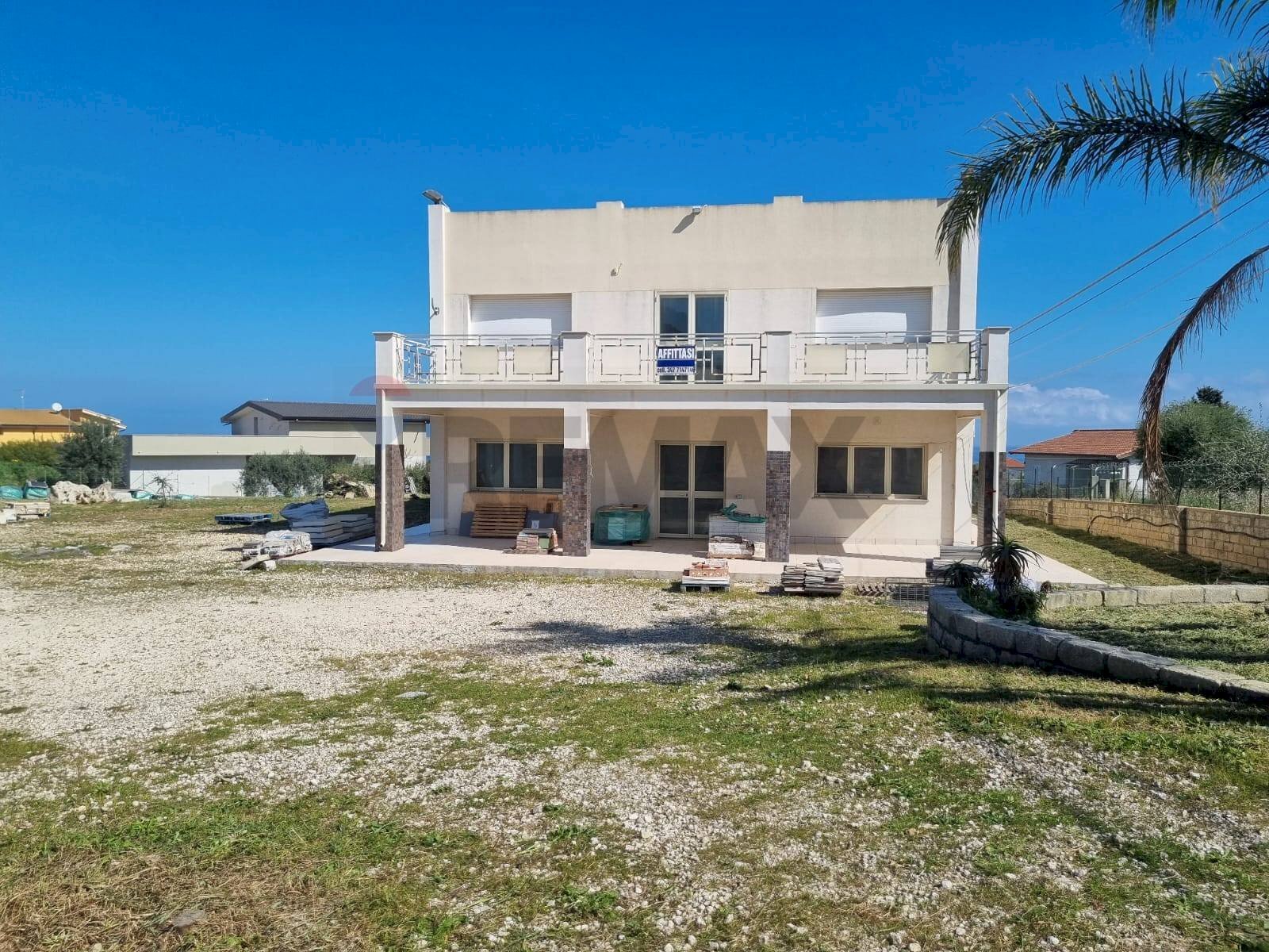 Casa all\'aperto - Locale Commerciale VIA SAN LUCA
 
1, Augusta - foto 1