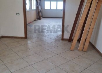 Hall / corridoio - Locale Commerciale VIA SAN LUCA
1, Augusta - foto 5