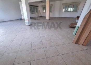 Stanza vuota - Locale Commerciale VIA SAN LUCA
1, Augusta - foto 10