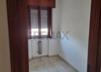 Stanza vuota - Appartamento VIA F CARACCIOLO
 
74, Augusta - foto 10