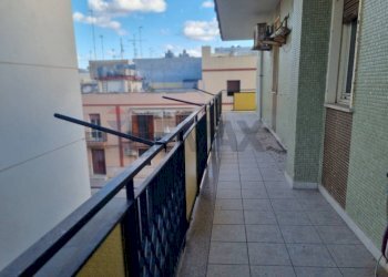 Balcone - Appartamento VIA F CARACCIOLO
 
74, Augusta - foto 12