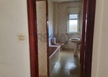 Bagno - Appartamento Via F. Caracciolo
 
74, Augusta - foto 10