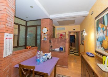 Sala da pranzo - Quadrilocale via montegrappa
 
81, Siracusa - foto 8