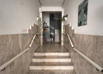 Ricezione / Lobby - Quadrilocale via Monte Bianco
 
14, Siracusa - foto 6