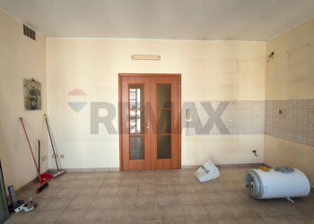 Stanza vuota - Quadrilocale via Monte Bianco
 
14, Siracusa - foto 15