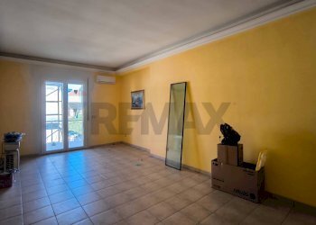 Stanza vuota - Quadrilocale via Monte Bianco
 
14, Siracusa - foto 22