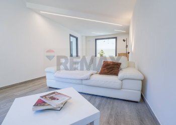 Soggiorno - Three-room apartment Via Scotti
 
19, Mapello - photo 8