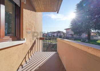 Balcone - Three-room apartment Via Scotti
 
19, Mapello - photo 24