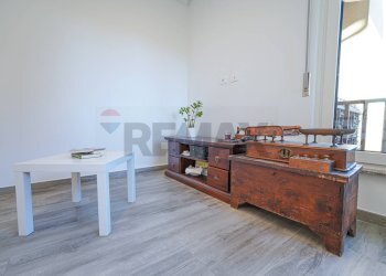 Soggiorno - Three-room apartment Via Scotti
 
19, Mapello - photo 32