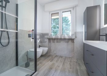 Bagno - Three-room apartment Via Scotti
 
19, Mapello - photo 39
