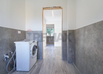 Lavanderia - Three-room apartment Via Scotti
 
19, Mapello - photo 46