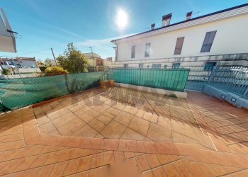 Terrazza - Bilocale VIA FORNACE
 
34, Costabissara - foto 3