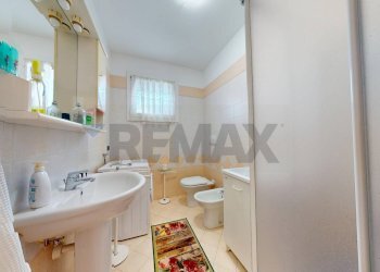 Bagno - Bilocale VIA FORNACE
 
34, Costabissara - foto 14