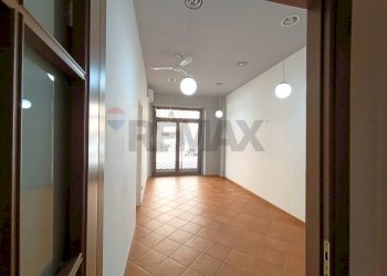 Stanza vuota - Locale Commerciale Corso Mazzini, Novara - foto 6