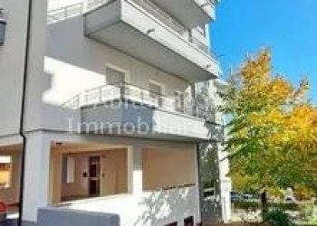 Foto 2 - Quadrilocale Via verrotti, Penne - foto 2