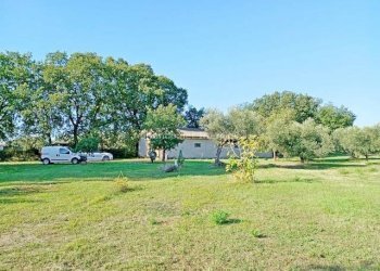 Foto 1 - Warehouse C.da Sablanico, Loreto Aprutino - photo 1