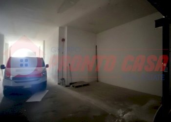 Foto 8 - Box Via Della Repubblica
 
66, Ischitella - photo 8