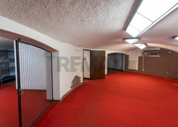 Stanza vuota - Shop Piazza del Popolo
 
4, Salsomaggiore Terme - photo 11