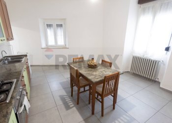 Sala da pranzo - Casa semi indipendente Via Fornace
 
5, Polesine Zibello - foto 8