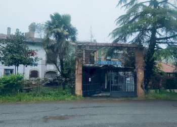 Casa all\'aperto - Locale Commerciale Località Ceresola, Rivergaro - foto 1