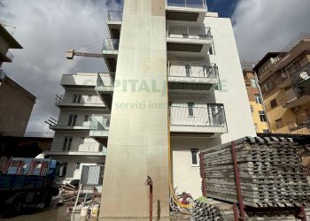 Foto 1 - Quadrilocale Via Mariano Semmola, Pomigliano d'Arco - foto 1