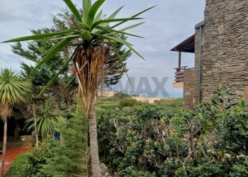 Giardino - Trilocale Via Cala Li Nassi
 
2E, Stintino - foto 14