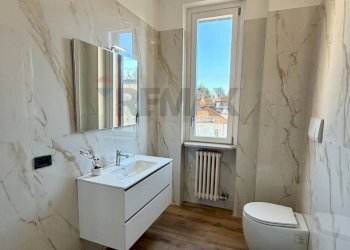 Bagno - Trilocale via Alessandro volta
 
32, Gallarate - foto 23