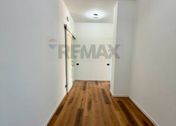 Hall / corridoio - Trilocale via Alessandro volta
 
32, Gallarate - foto 31