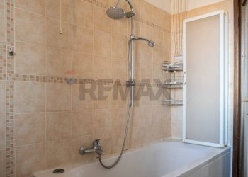 Bagno - Bilocale Piazza Giuseppe di Vittorio
 
2, San Giuliano Milanese - foto 14