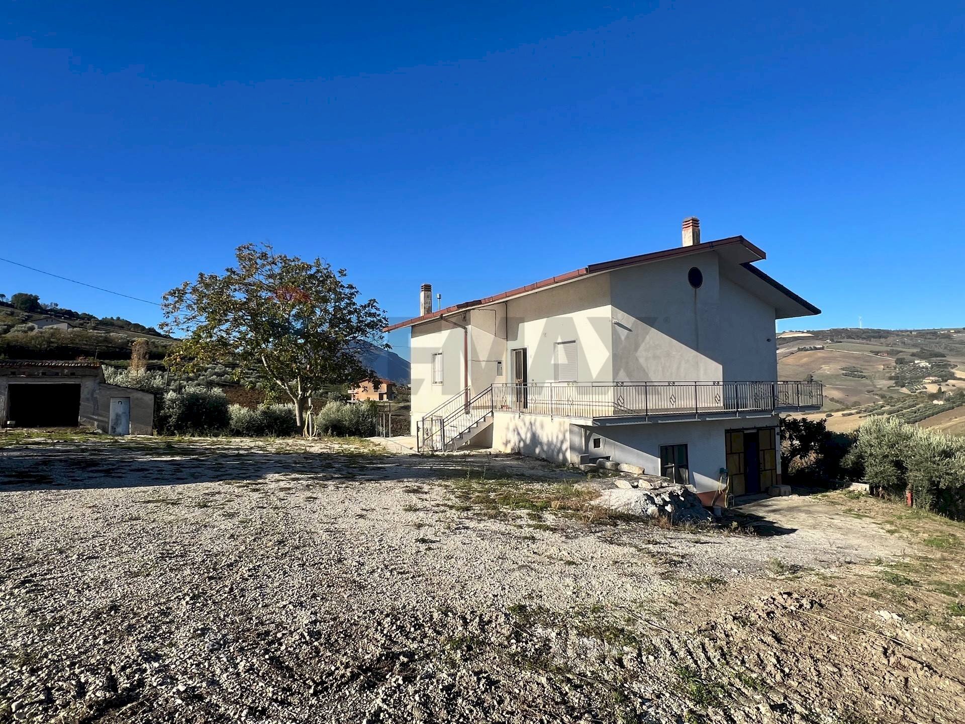 Casa all\'aperto - Semi-detached house Benevento - photo 1