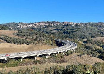Vista delle montagne - Casa semi indipendente Benevento - foto 19