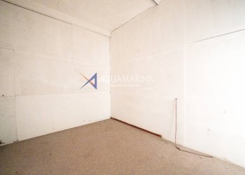 Foto 19 - Magazzino Imperia - foto 19