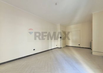 Stanza vuota - Bilocale Via Gabriele Jannelli
 
45, Napoli - foto 6