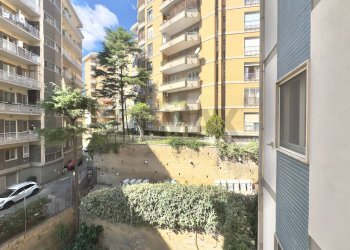 Edificio all\'aperto - Bilocale Via Gabriele Jannelli
 
45, Napoli - foto 8