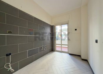 Stanza vuota - Bilocale Via Gabriele Jannelli
 
45, Napoli - foto 10