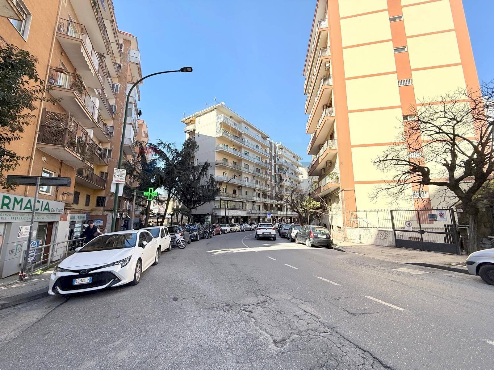 Edificio all\'aperto - Appartamento Via Vincenzo Scala
 
13, Napoli - foto 2