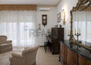 Soggiorno - Appartamento Via Vincenzo Scala
 
13, Napoli - foto 8