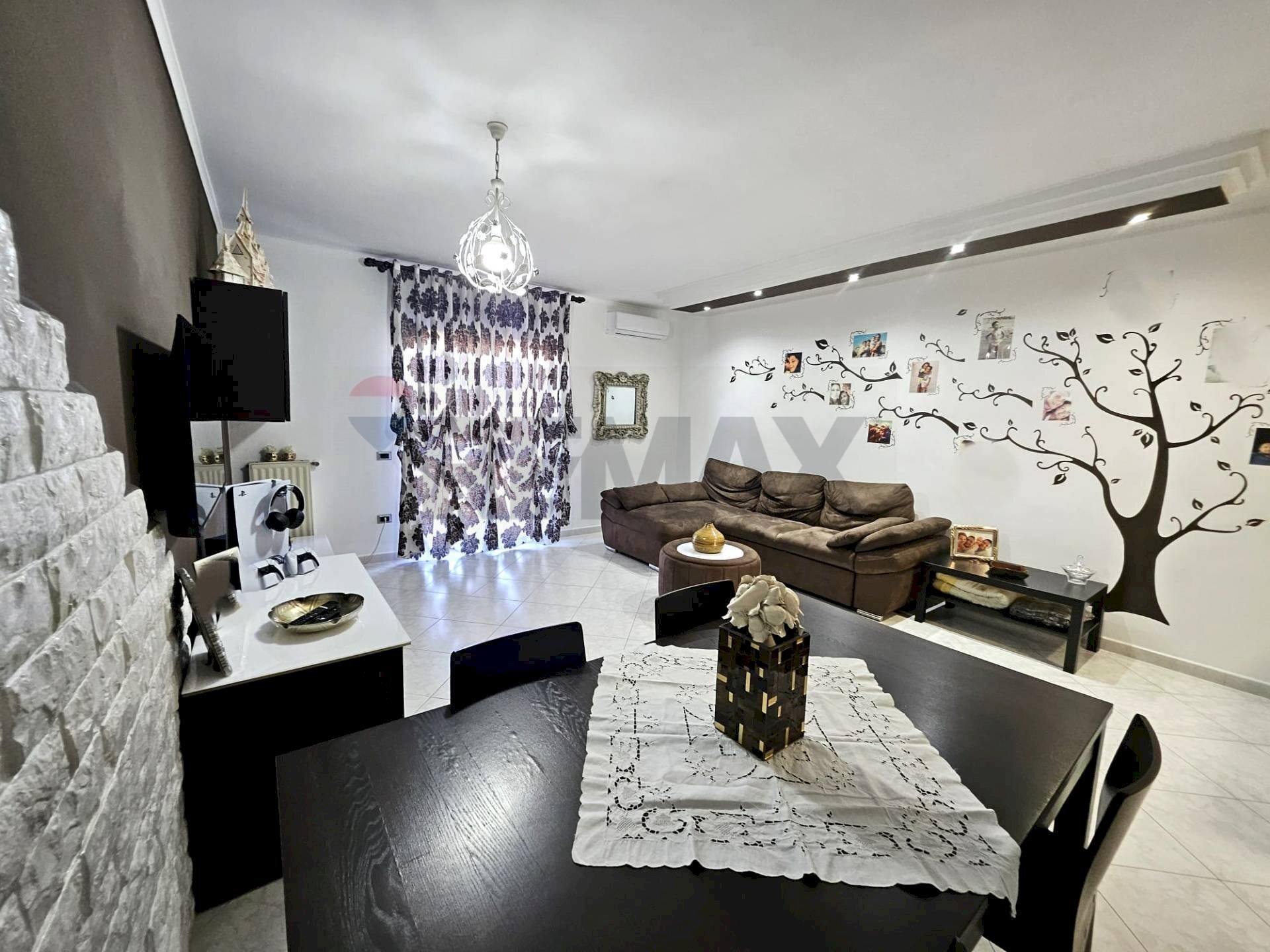 Sala da pranzo - Apartment Via San Francesco a Patria
91, Giugliano in Campania - photo 3